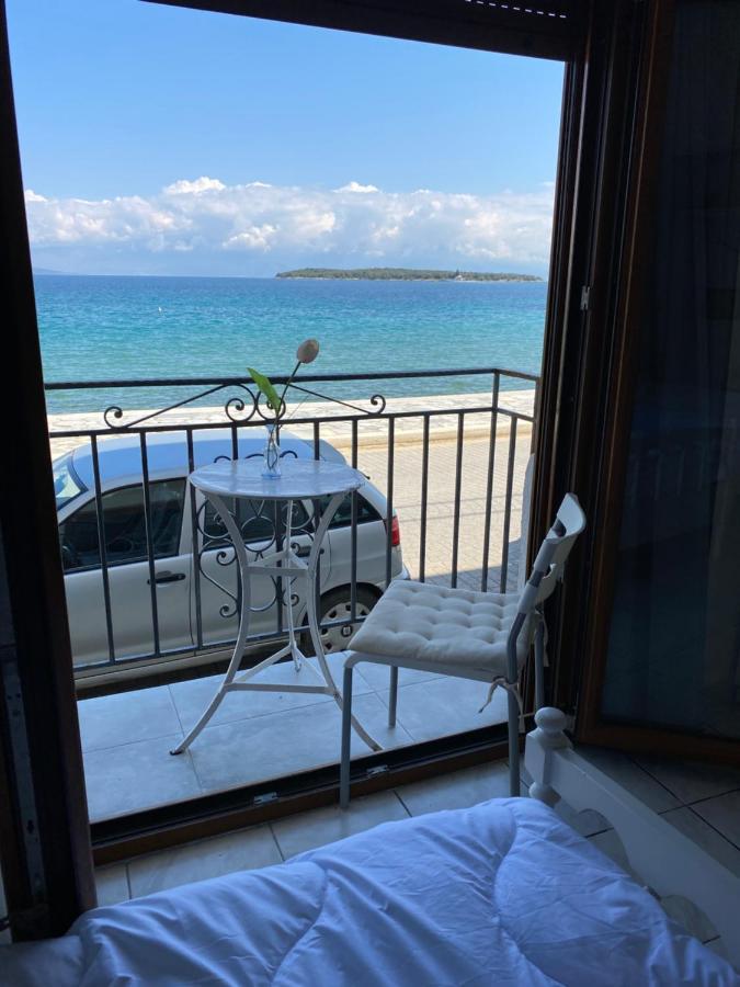 Δωματια Ξανθουλα Xanthoyla Rooms أماليابوليس المظهر الخارجي الصورة